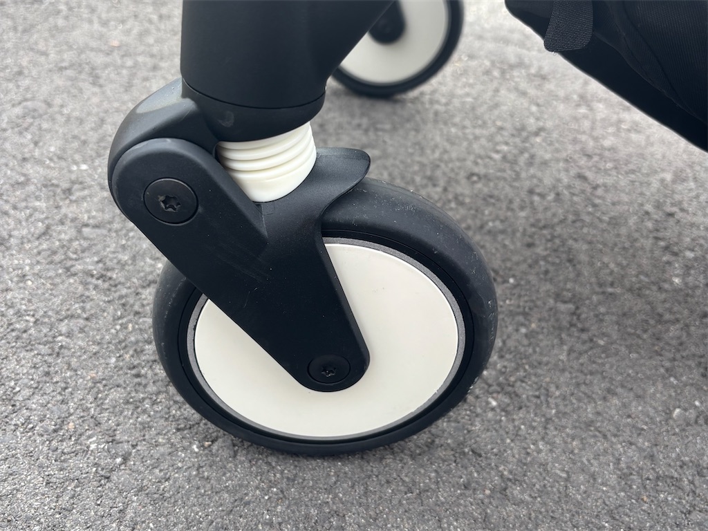 小回りの利くシングルタイヤ